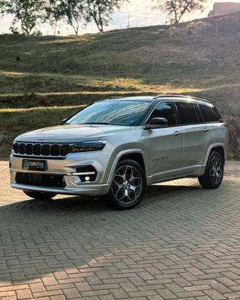 JEEP COMMANDER 1.3 T270 TURBO FLEX OVERLAND AT6